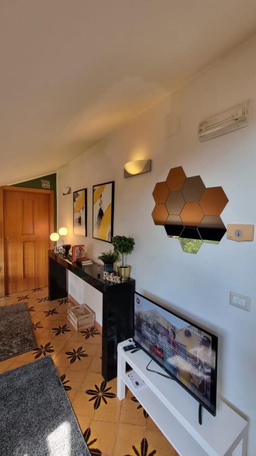 ...la Finestra Di Fronte... Apartment